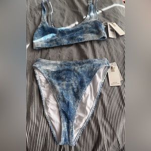 Good American always fits bikini indigo tie dye L/XL
